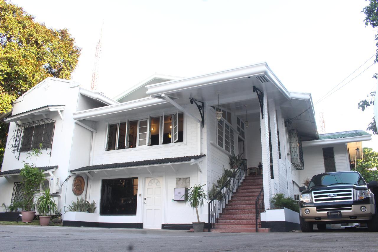 The White Bed And Breakfast Bacolod Kültér fotó