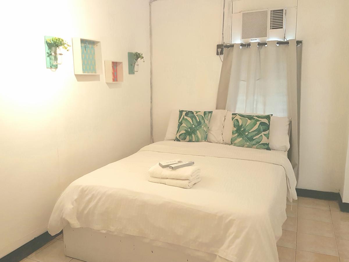 The White Bed And Breakfast Bacolod Kültér fotó
