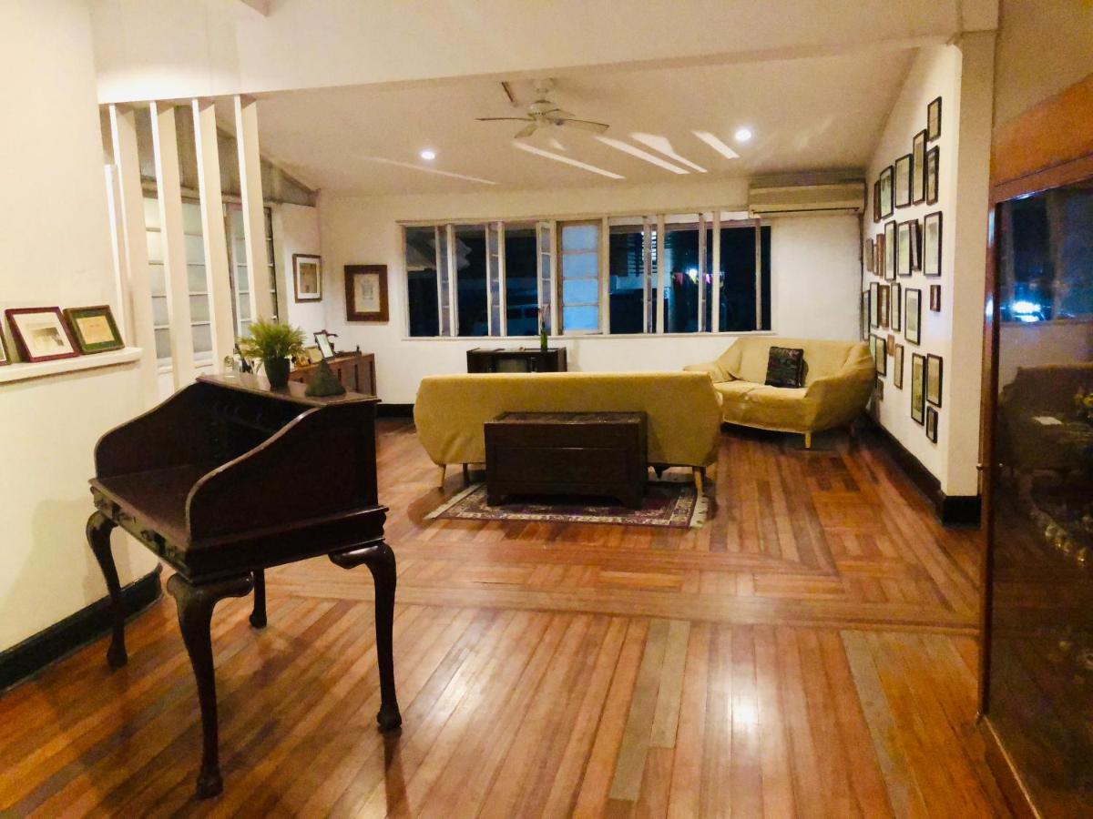 The White Bed And Breakfast Bacolod Kültér fotó
